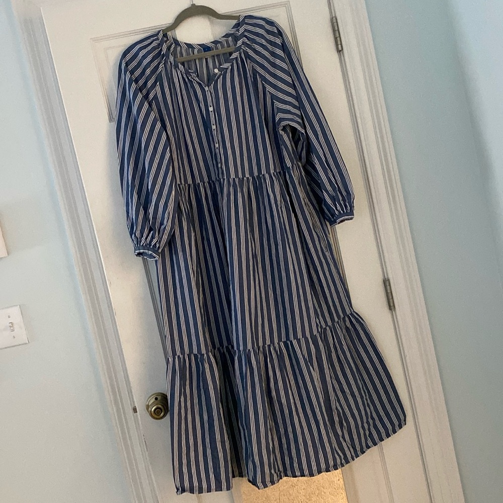 Old Navy long sleeved maxi dress.